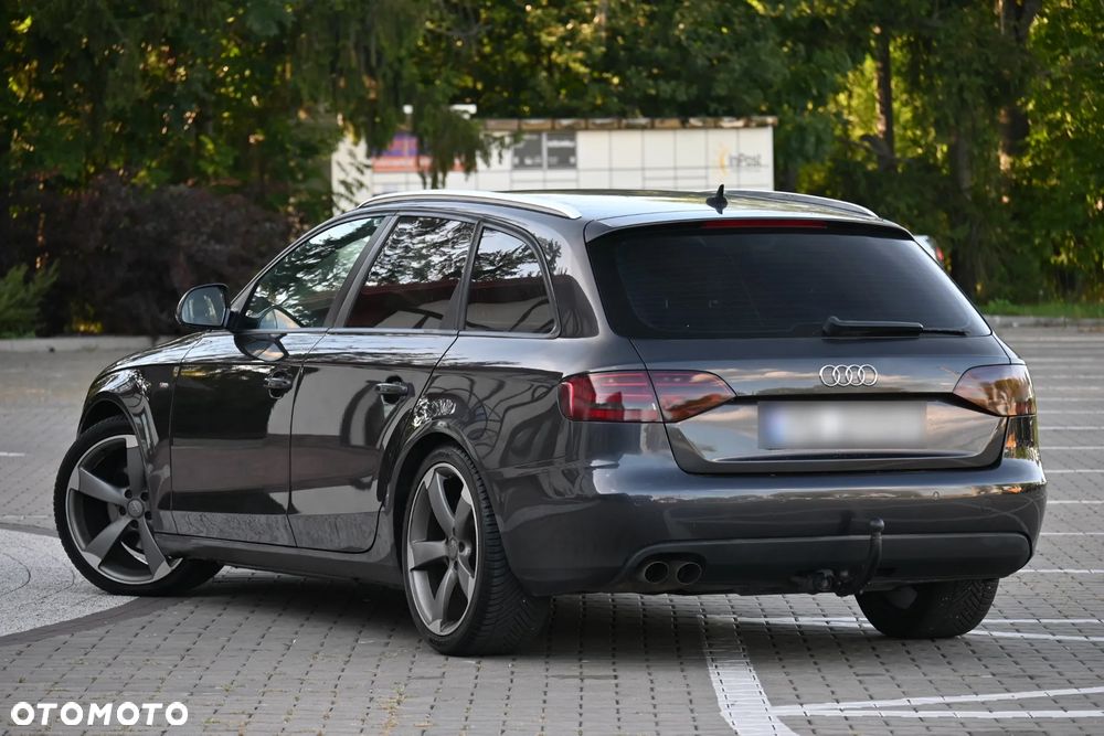 Audi A4 Avant 2.0 TDI - 13