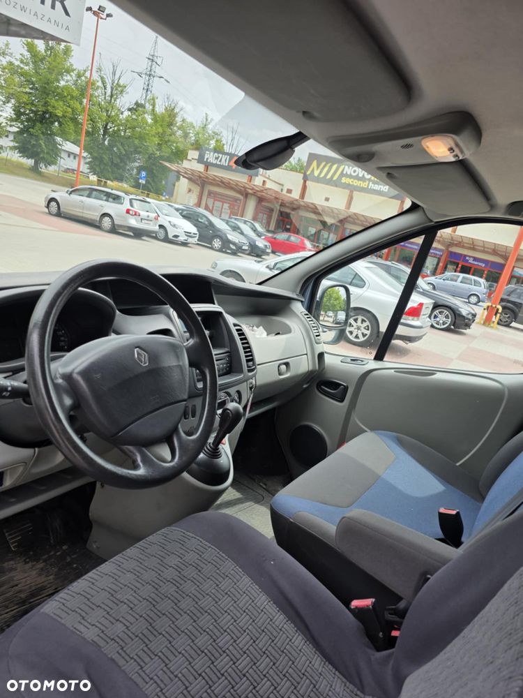 Renault Trafic - 10