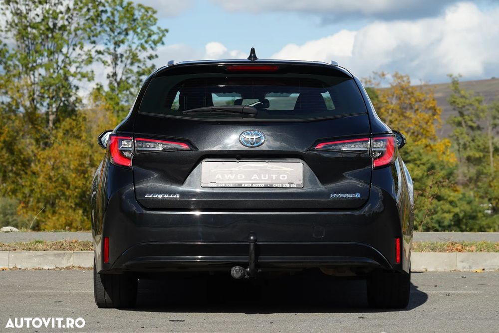 Toyota Corolla 1.8 HSD Business - 22