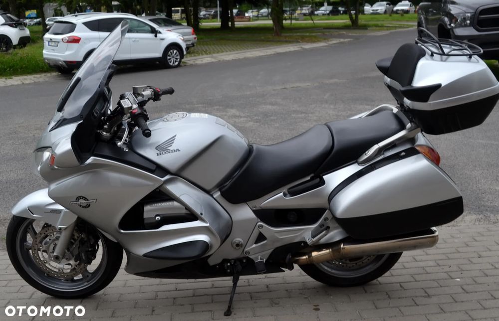 Honda ST - 13