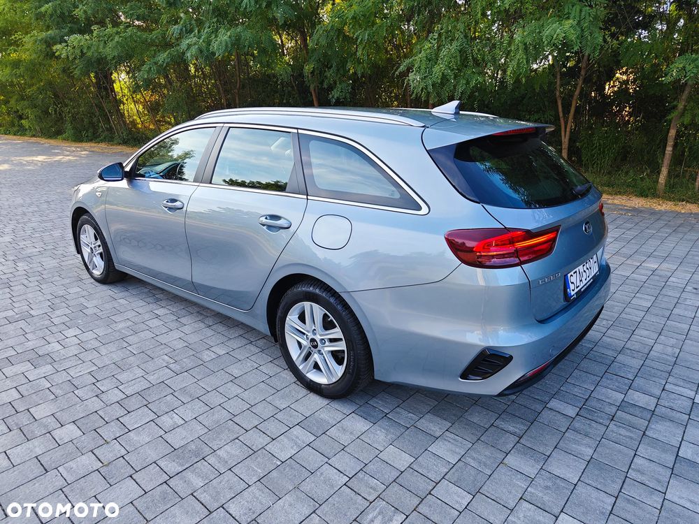 Kia Ceed 1.6 CRDi DCT Spirit - 10
