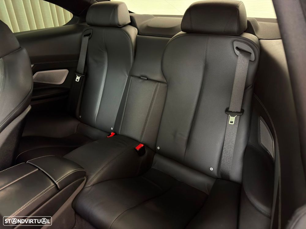 BMW 640 d Pack M - 14