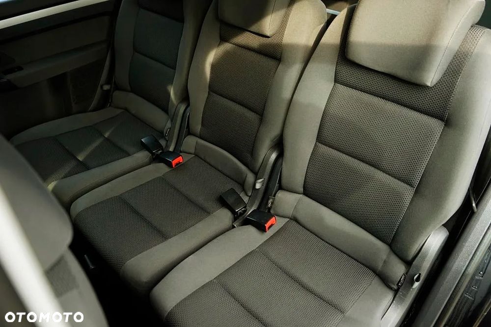 Volkswagen Touran 1.6 TDI DPF BlueMot Trendline - 21