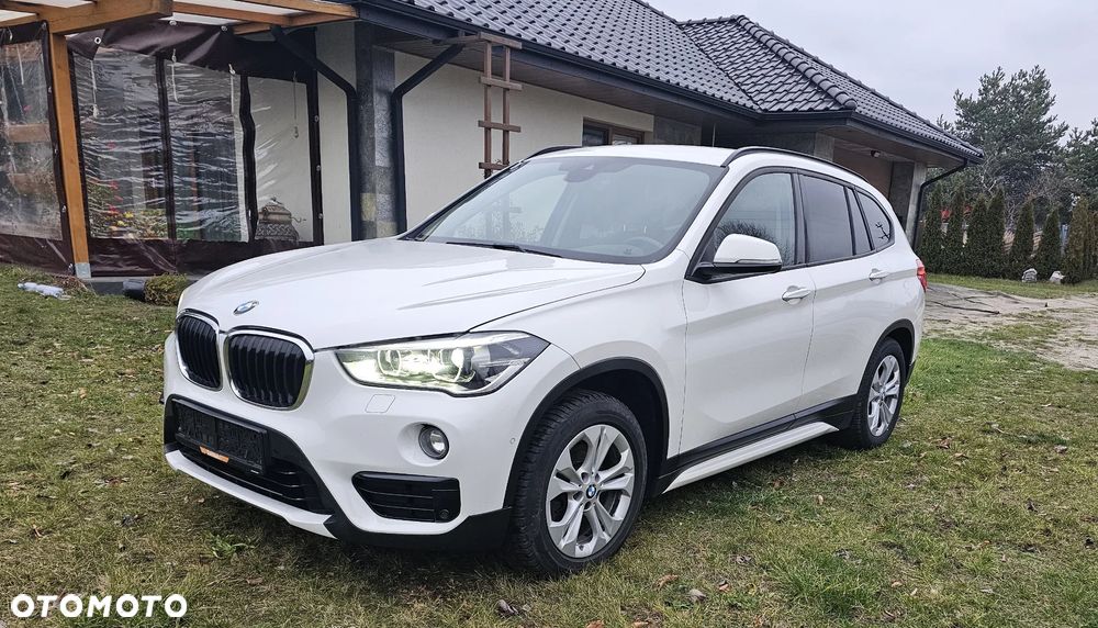 BMW X1 xDrive18d Sport Line - 1
