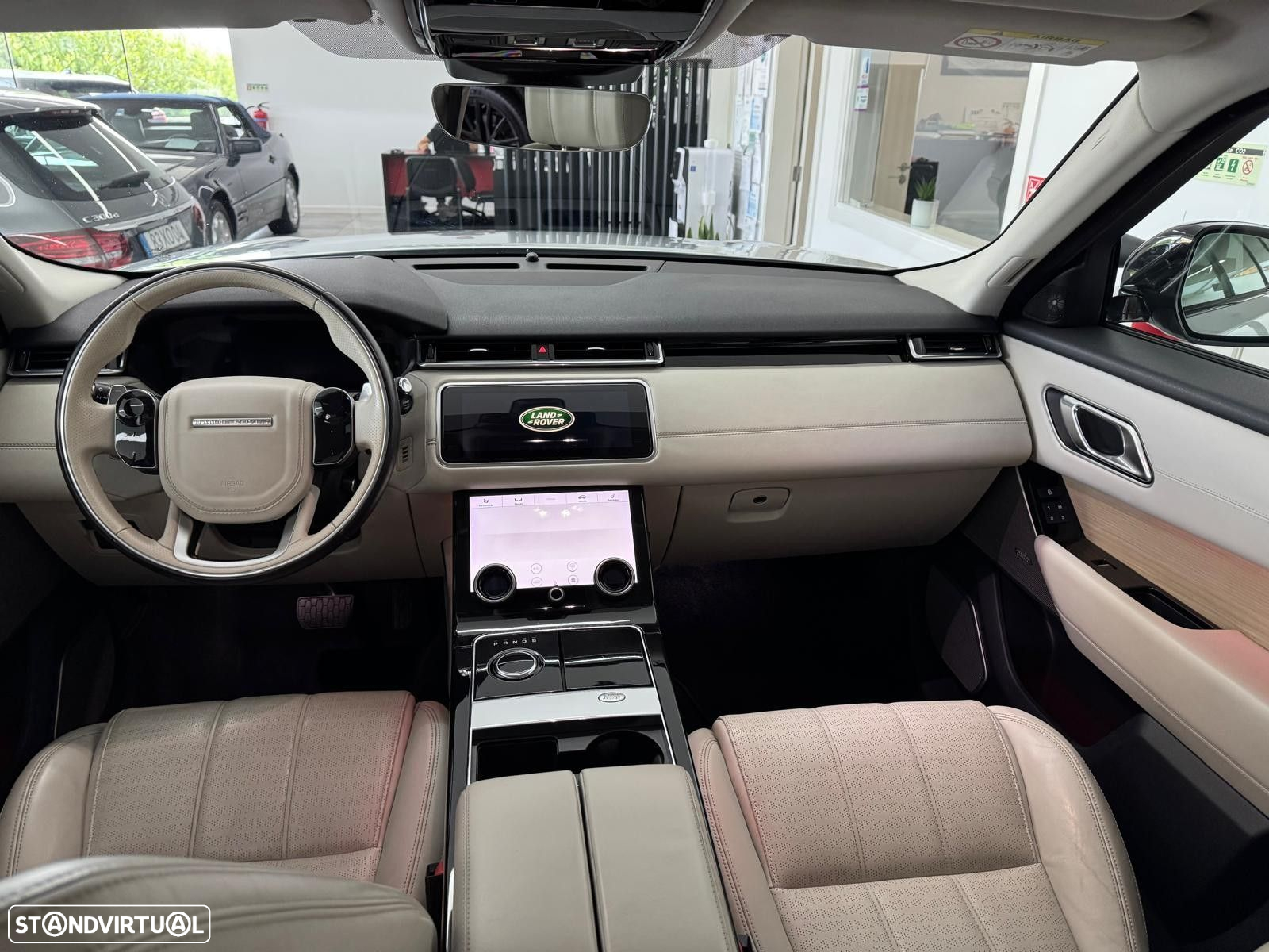 Land Rover Range Rover Velar 2.0 R-Dynamic - 12