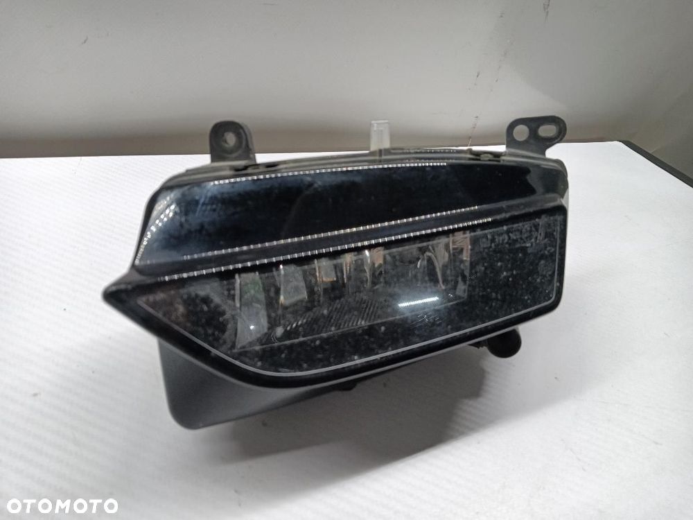 HALOGEN PRZÓD PRZEDNI PRAWY AUDI A4 B8 8K0941700 - 2