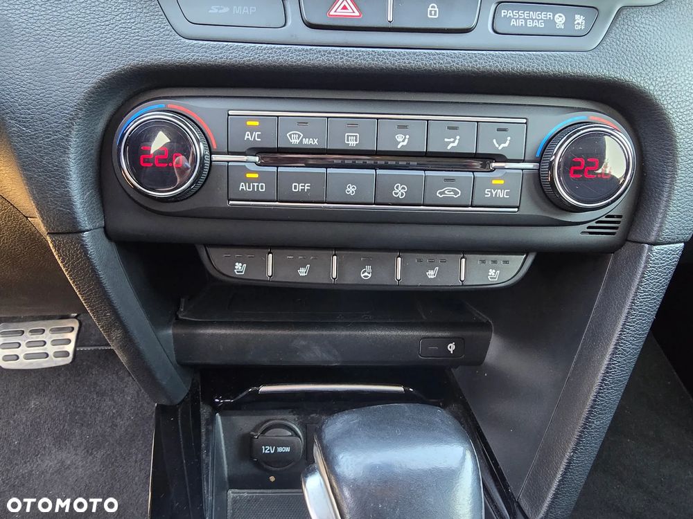 Kia Ceed 1.4 T-GDI M Max DCT - 23