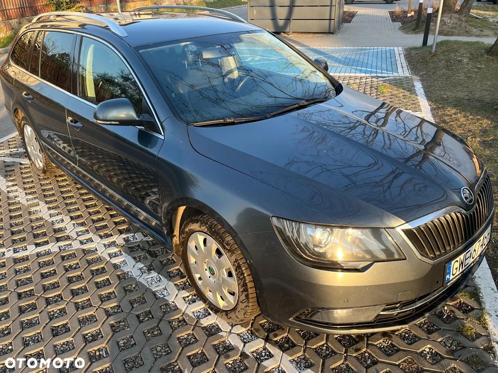Skoda Superb 2.0 TDI 4x4 Ambition DSG - 6