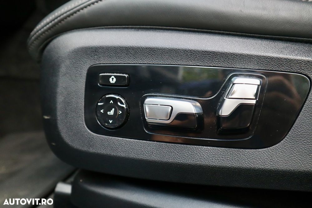 BMW X6 xDrive40i AT MHEV - 30