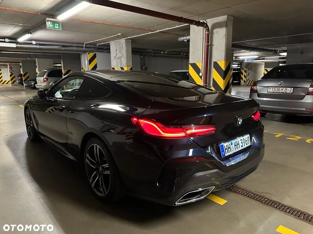 BMW 8