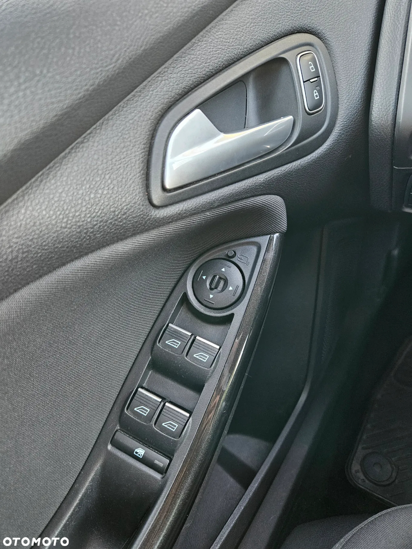 Ford Focus 1.5 EcoBoost Titanium ASS - 19