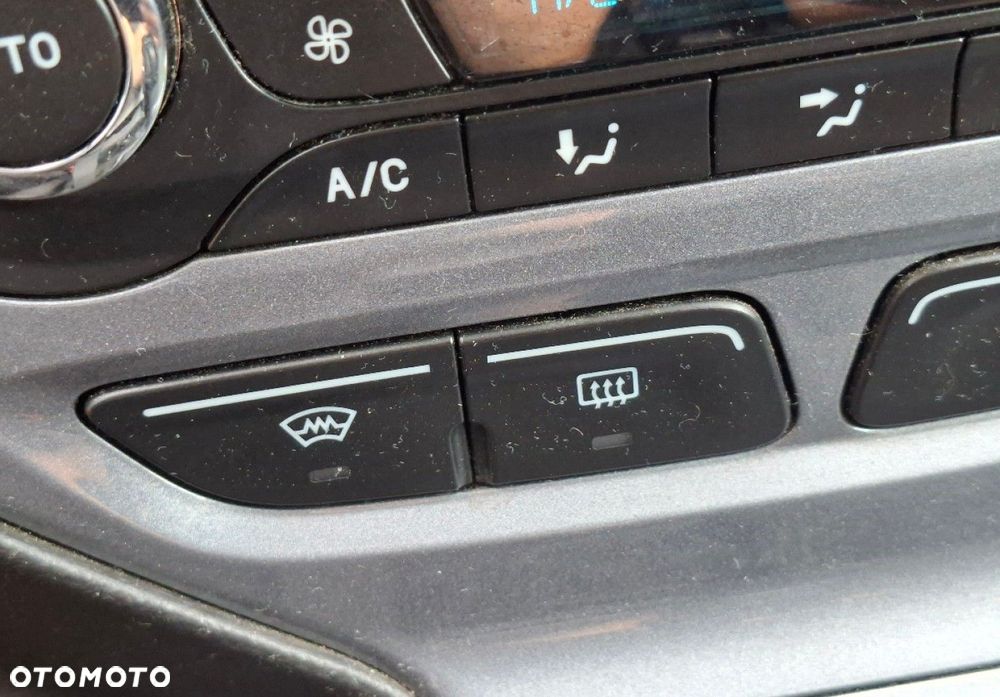 Ford Focus - 28