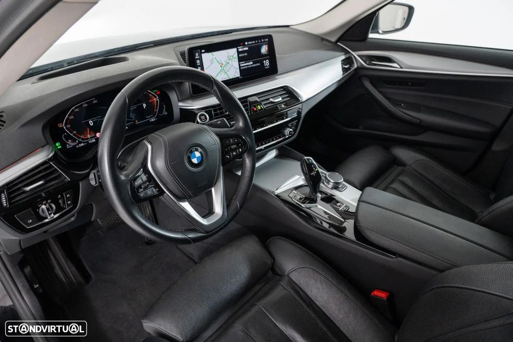 BMW 530 d Line Luxury Auto - 23
