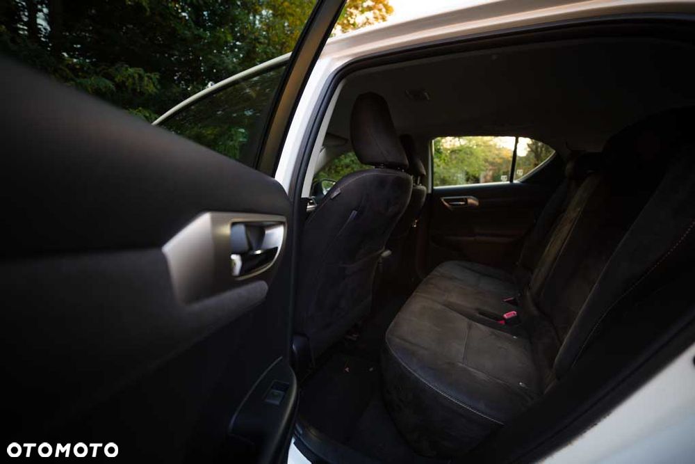 Lexus CT 200h Comfort - 23