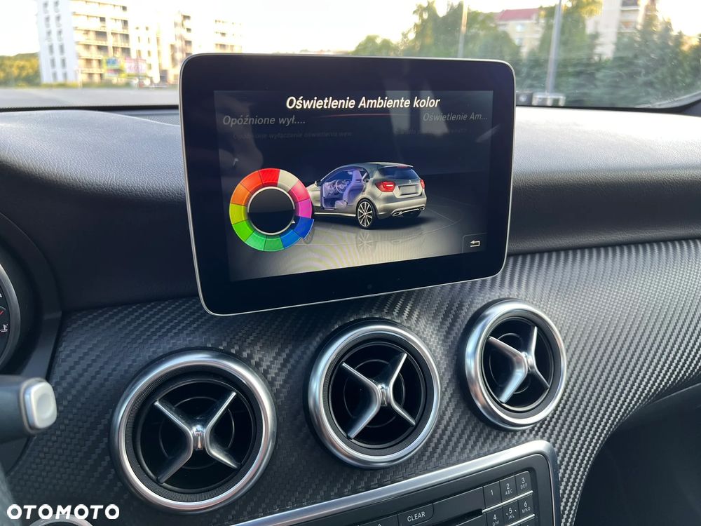 Mercedes-Benz Klasa A 250 4Matic 7G-DCT AMG Line - 18