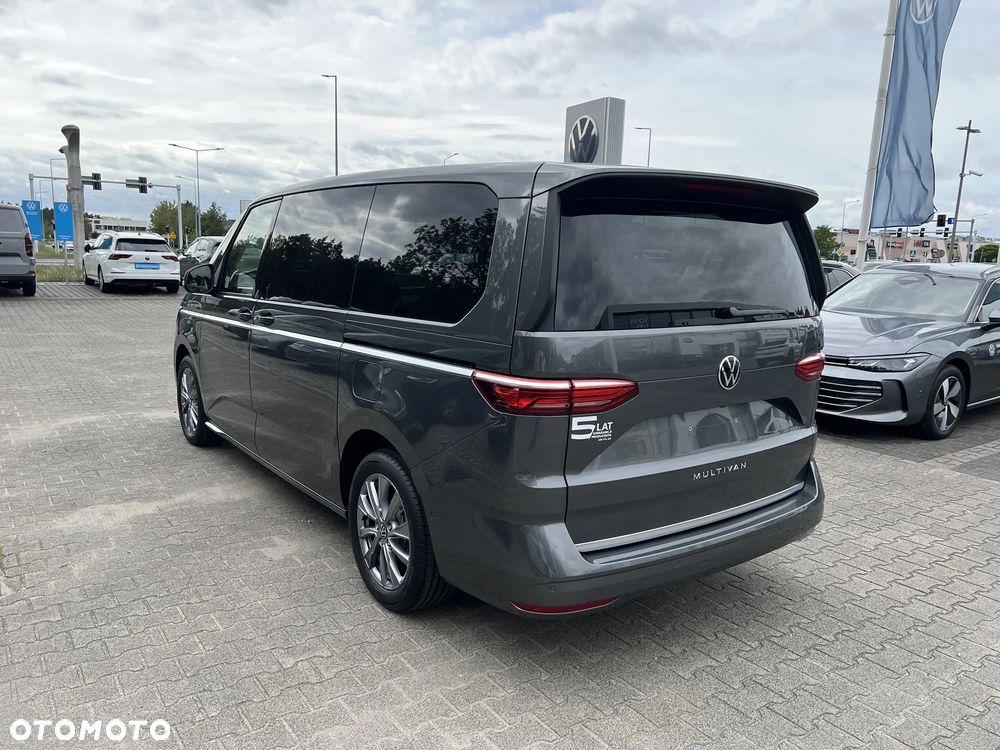 Volkswagen Multivan 2.0 TDI L2 Style DSG - 9