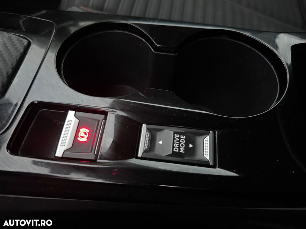 Peugeot 2008 e-2008 Allure - 19