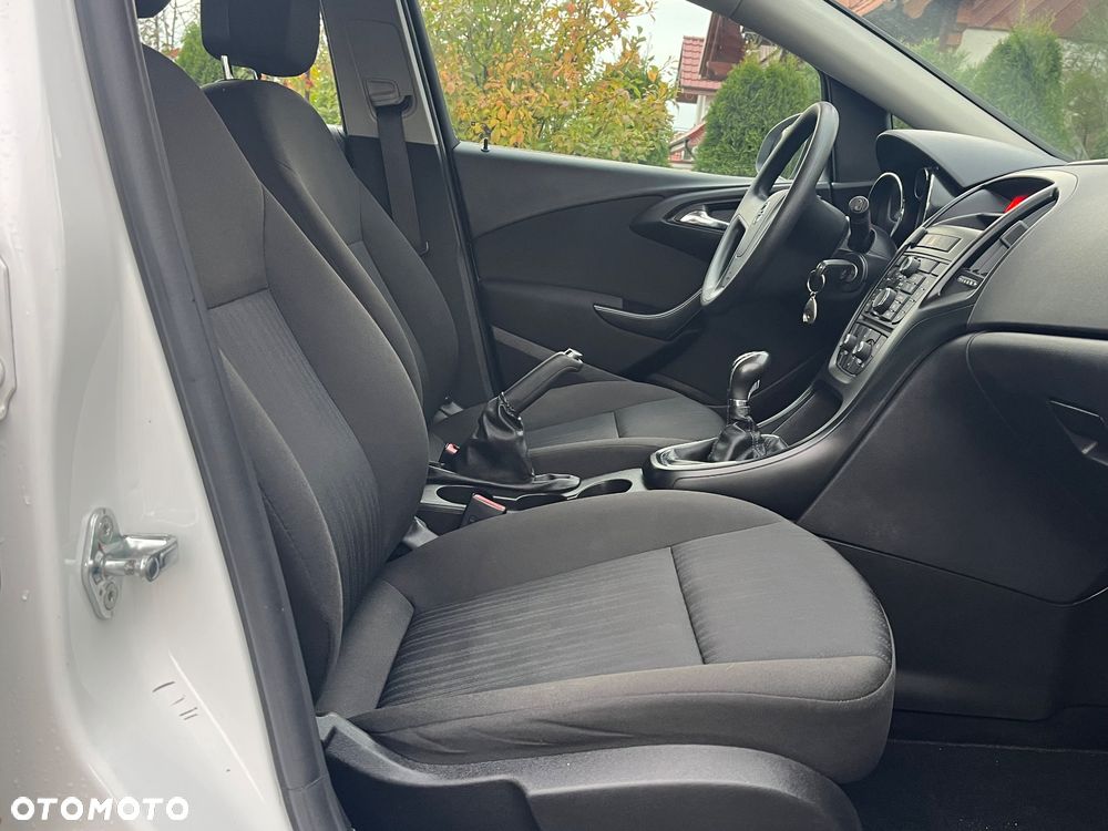 Opel Astra 1.4 - 13