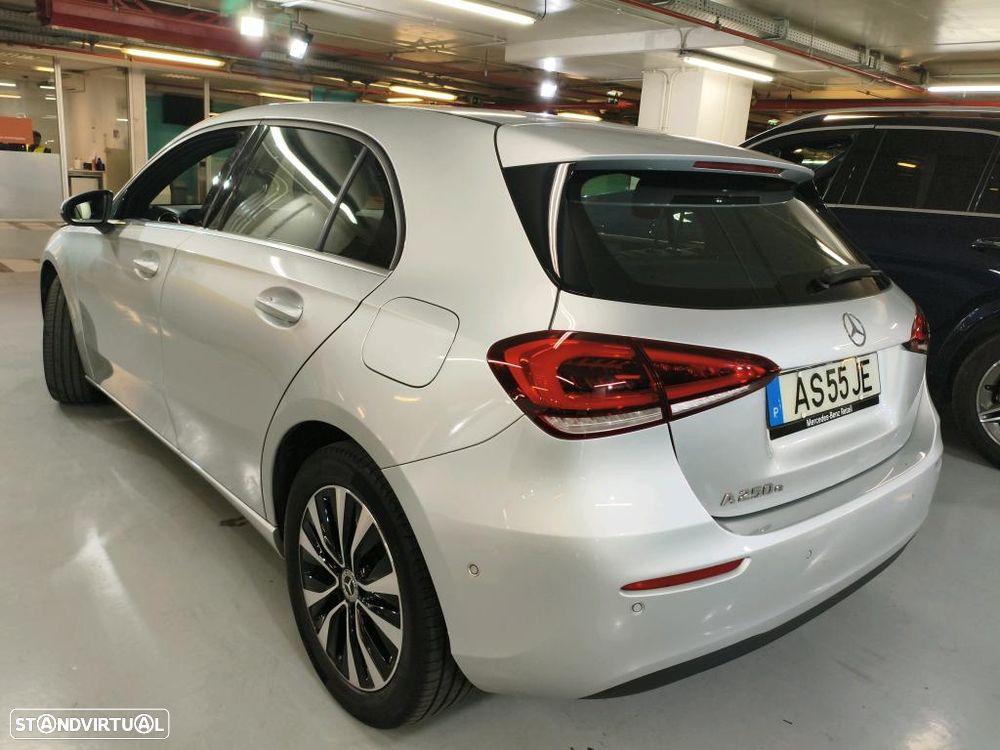 Mercedes-Benz A 250 e Style Plus - 3