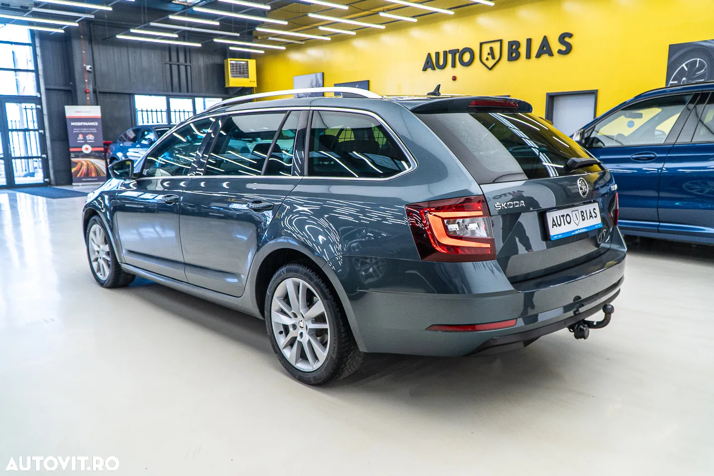 Skoda Octavia Combi Diesel 1.6 TDI DSG Style - 6