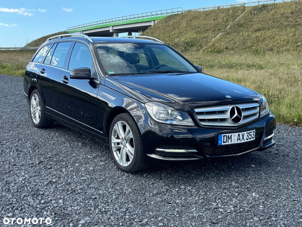 Mercedes-Benz Klasa C 200 (BlueEFFICIENCY) Avantgarde - 3
