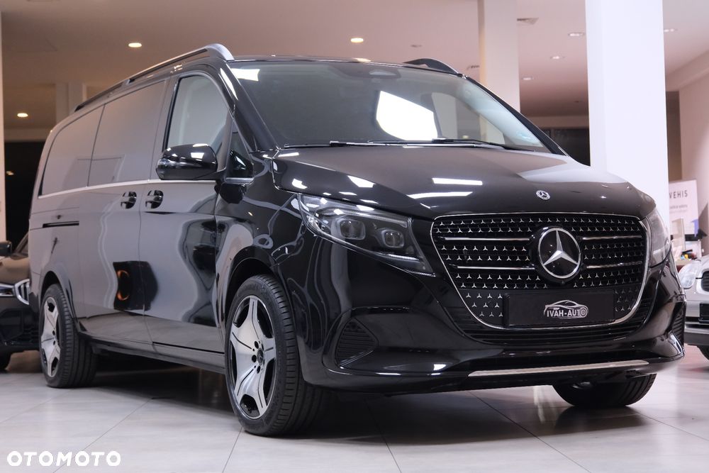 Mercedesbenz Klasa V 300 2025