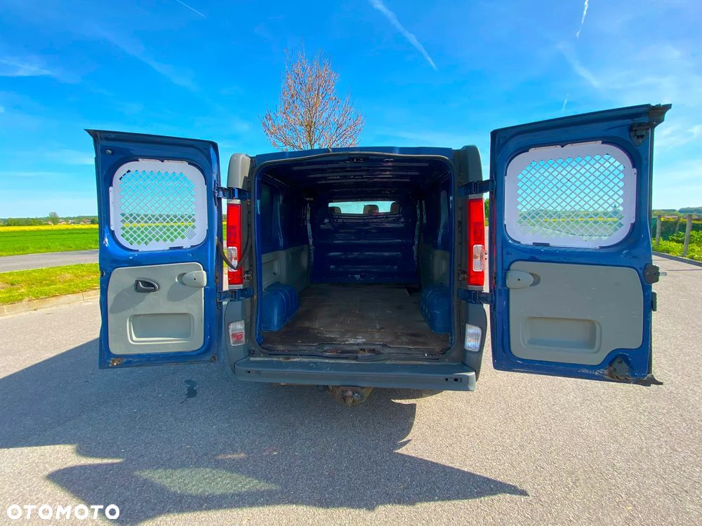 Renault TRAFIC - 21
