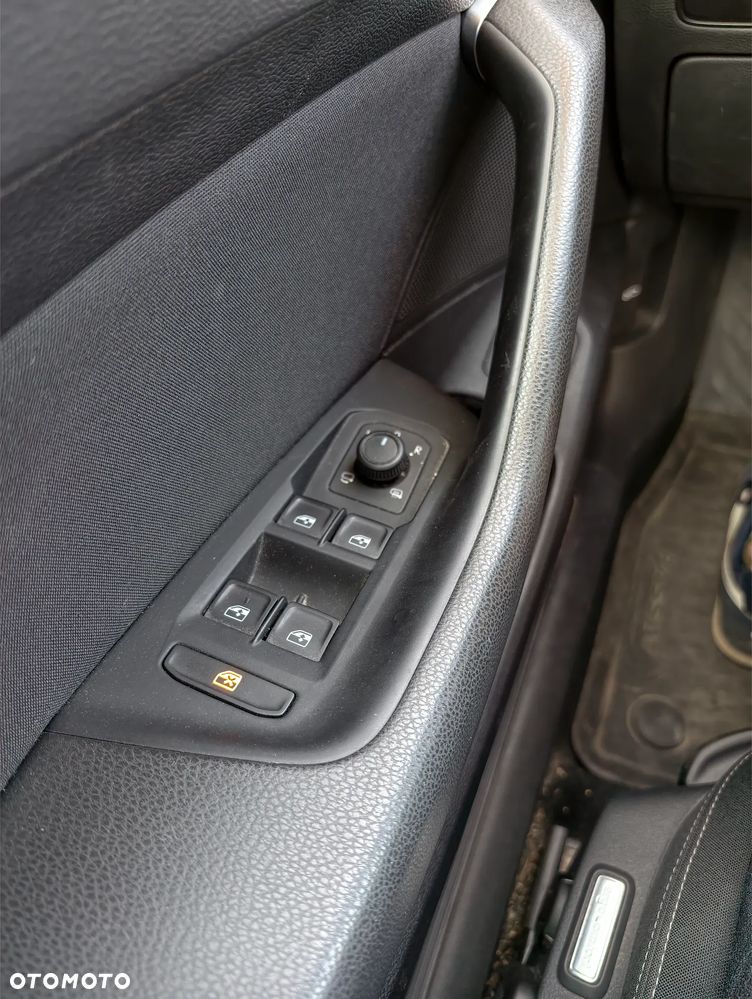 Volkswagen Passat 2.0 TDI EVO Business DSG - 17