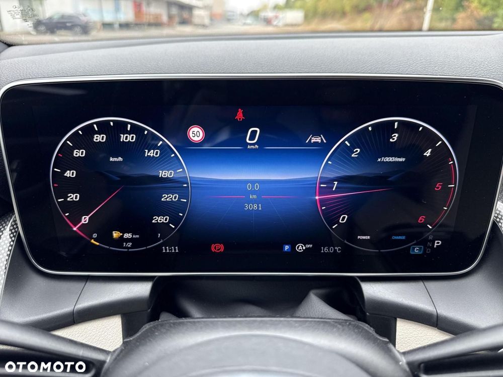 Mercedes-Benz GLC - 25