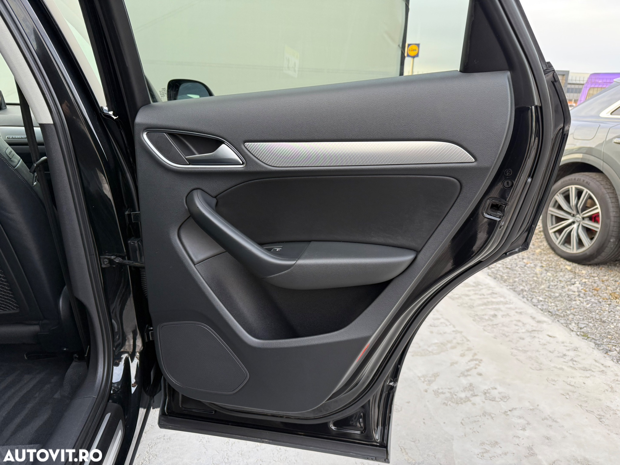 Audi Q3 2.0 TDI Quattro Stronic Design - 22