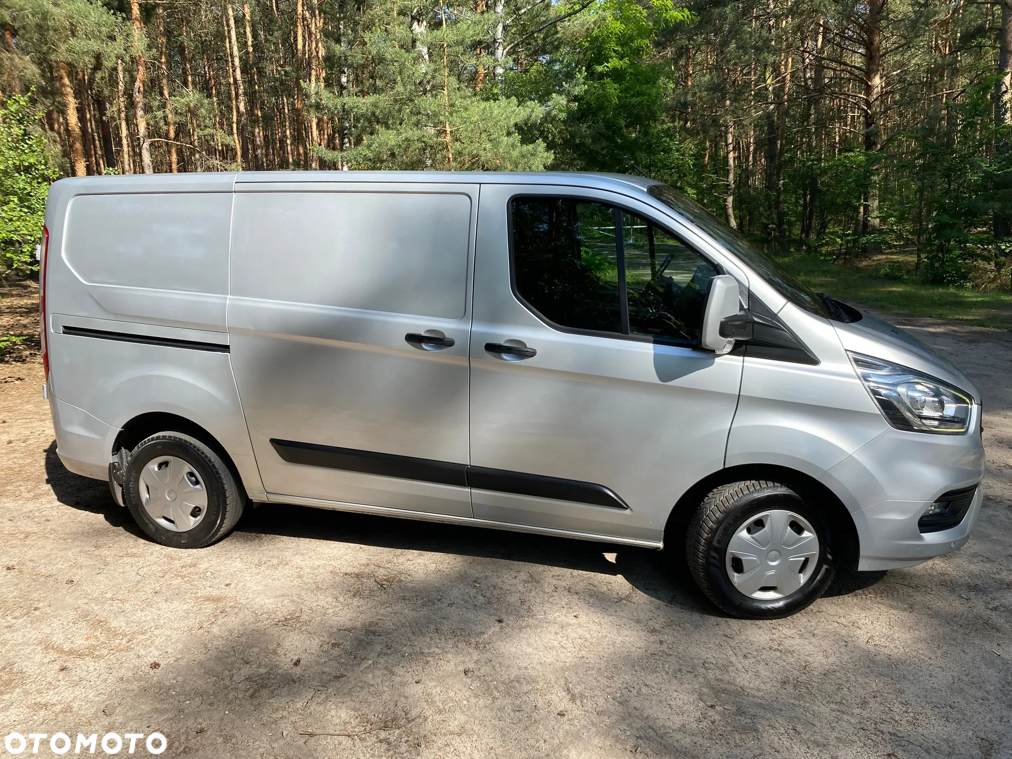 Ford TRANSIT CUSTOM - 4