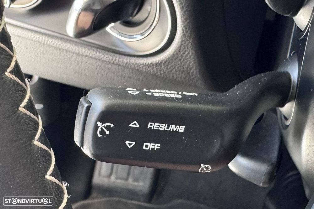 Porsche Macan T - 19