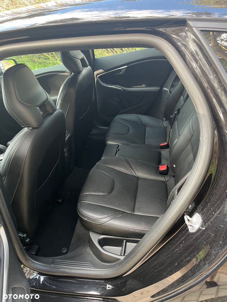 Volvo V40 D2 Kinetic - 12