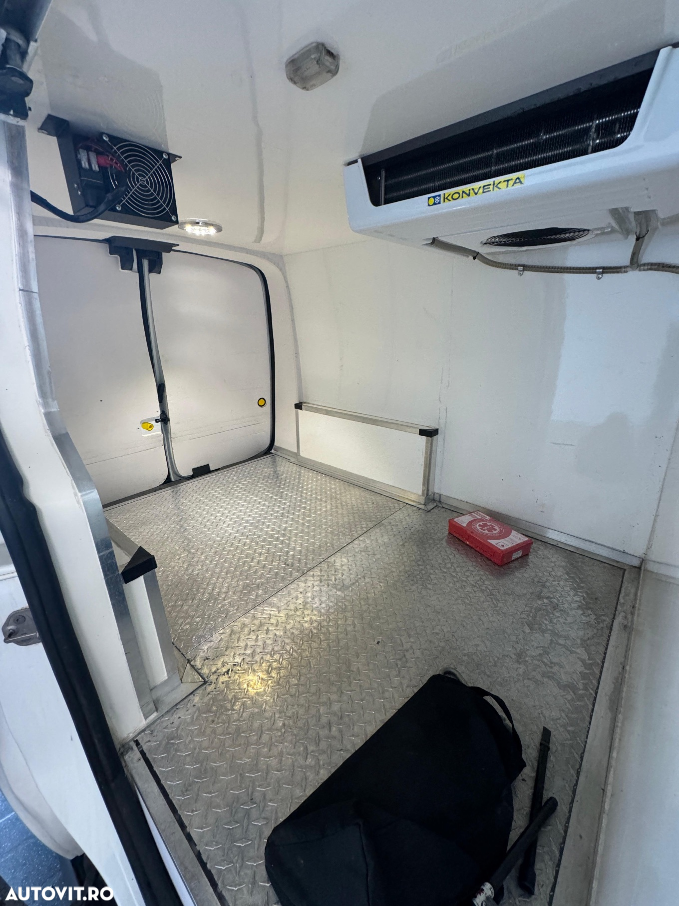 Ford Transit Connect 1.5 TDCI Combi Commercial LWB(L2) N1 Trend - 13
