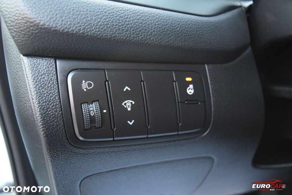 Kia Ceed 1.4 CVVT Fifa World Cup Edition - 24