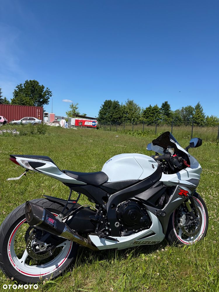 Suzuki GSX-R - 2