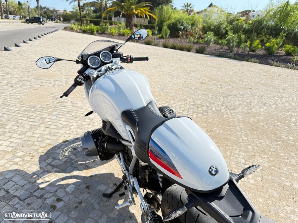 BMW R nineT Racer - 11