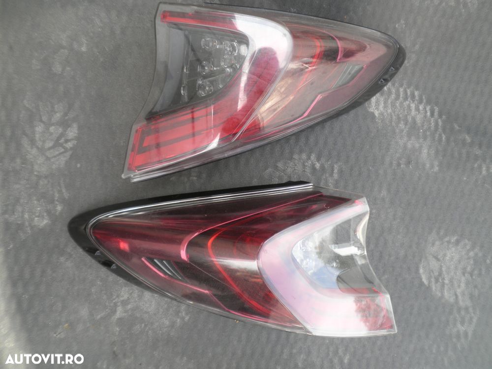 Stop LED dreapta aripa Toyota C-HR 2018 81560-F4031 81550-F4031 - 1