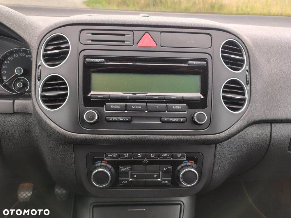 Volkswagen Golf Plus 1.6 TDI DPF BlueMotion Technology Comfortline - 12