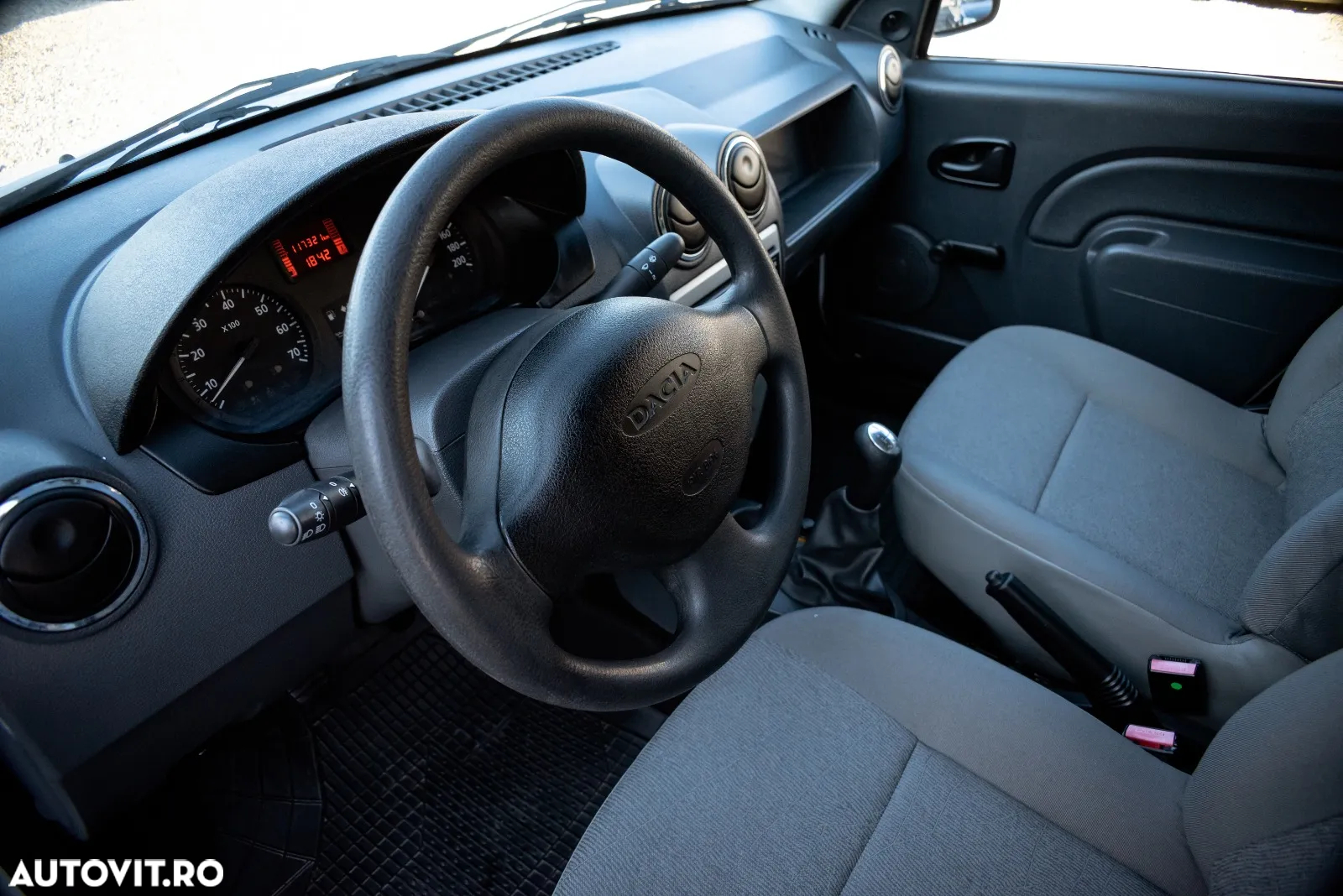 Dacia Pick Up - 13