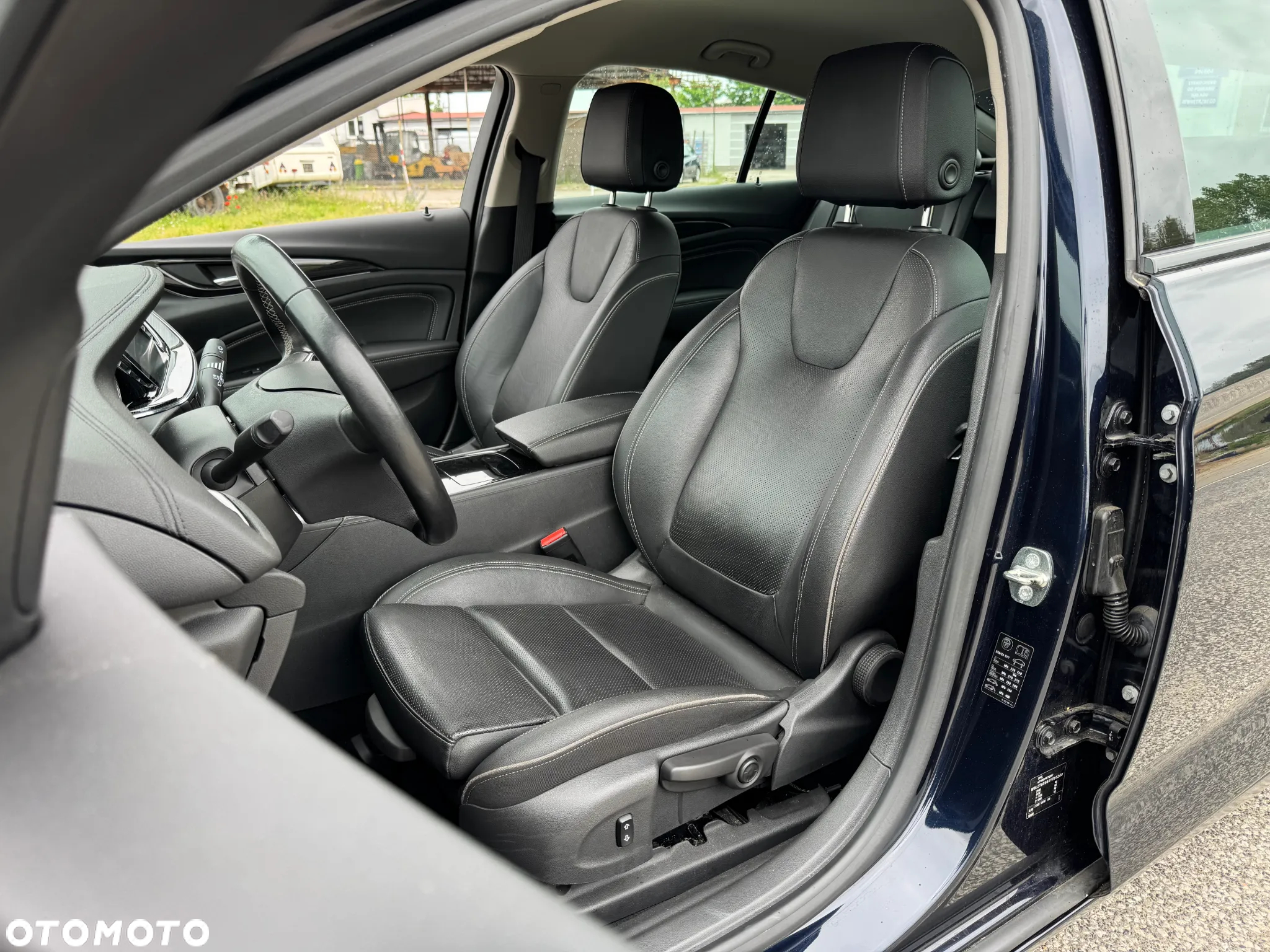 Opel Insignia Grand Sport 2.0 Diesel Business Innovation - 4
