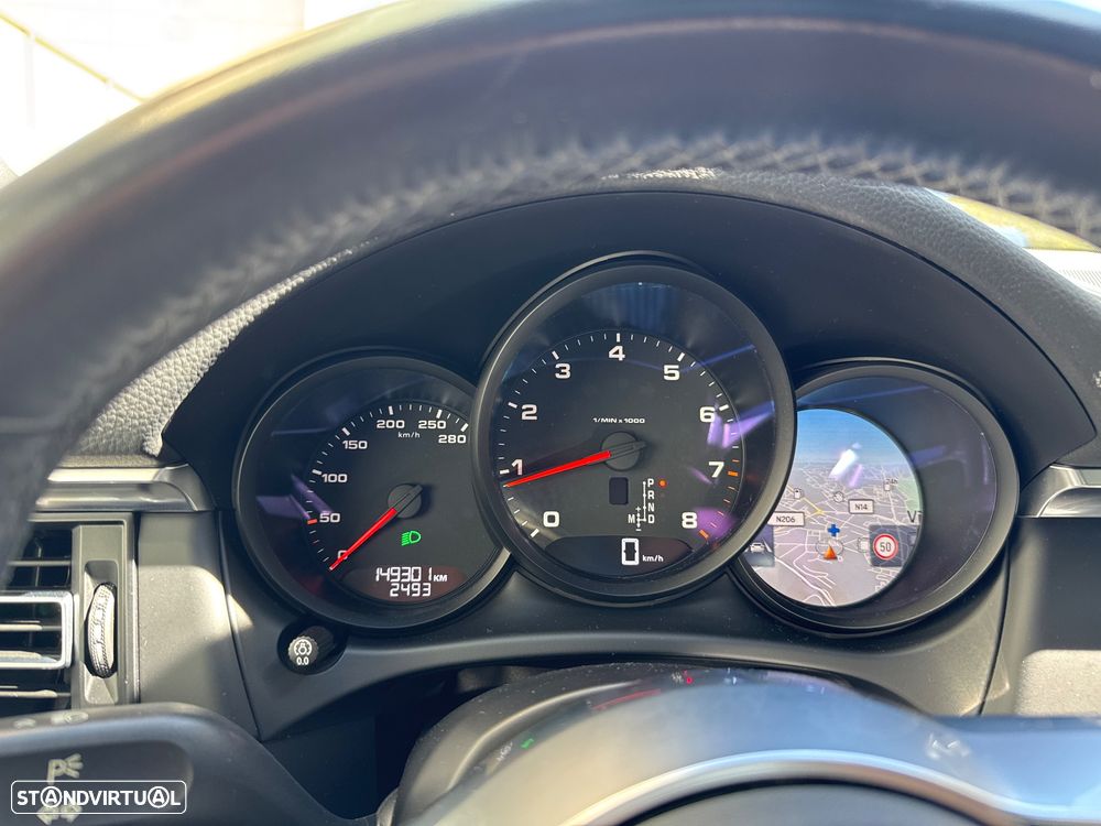 Porsche Macan - 37