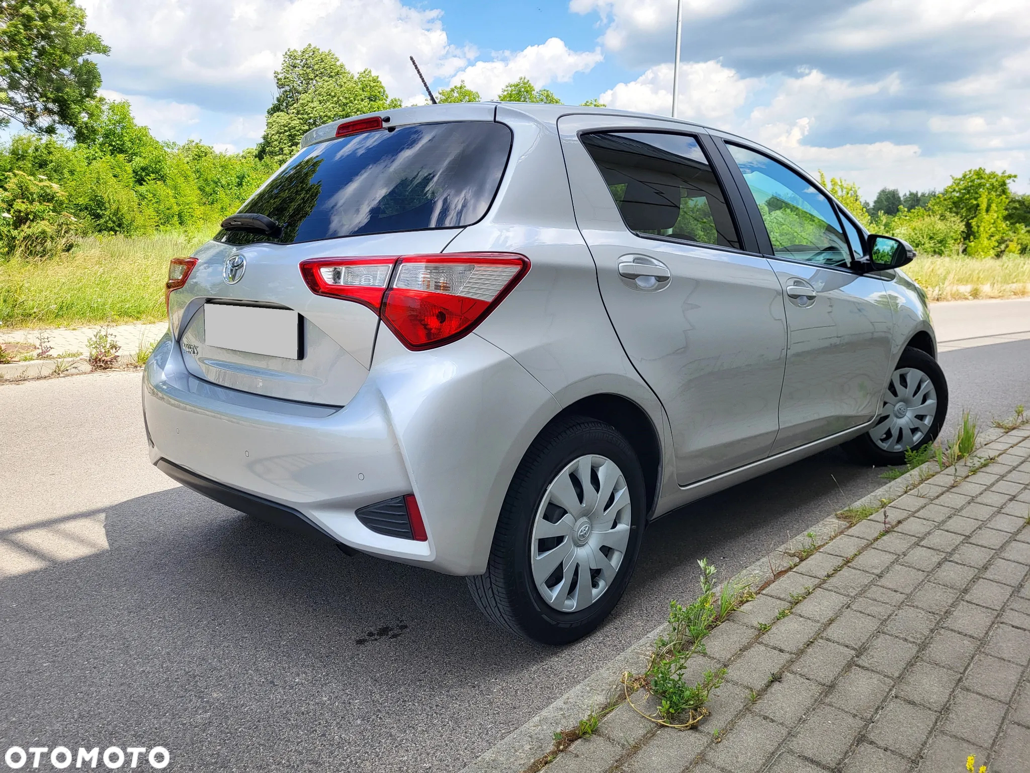 Toyota Yaris - 4