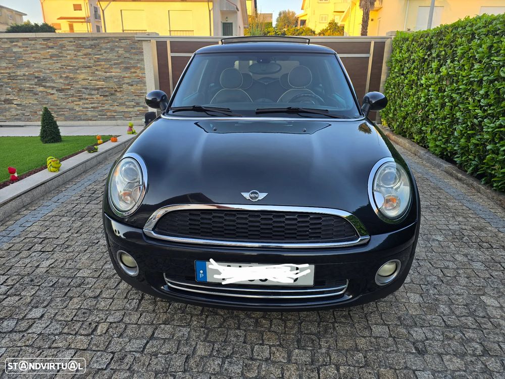 MINI 3 Portas Cooper D - 18