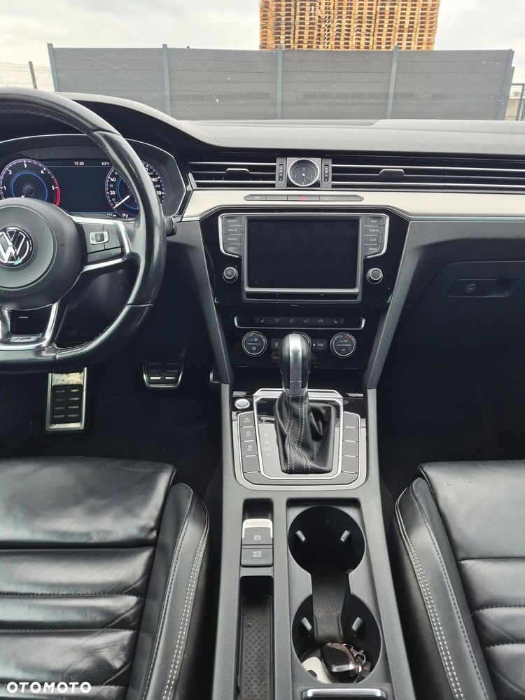 Volkswagen Passat 2.0 TDI SCR (BlueMotion Technology) DSG Highline - 28