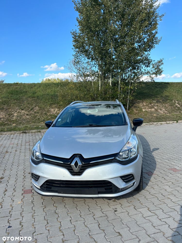 Renault Clio - 2