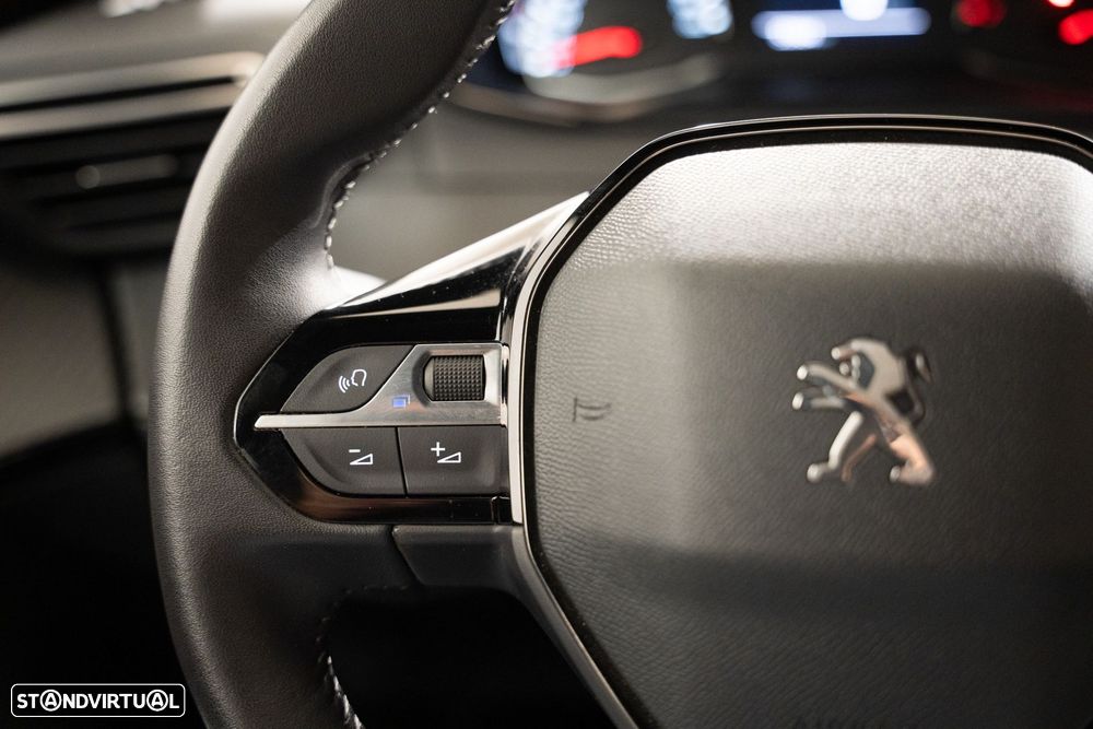Peugeot 2008 1.2 PureTech Active Pack - 14