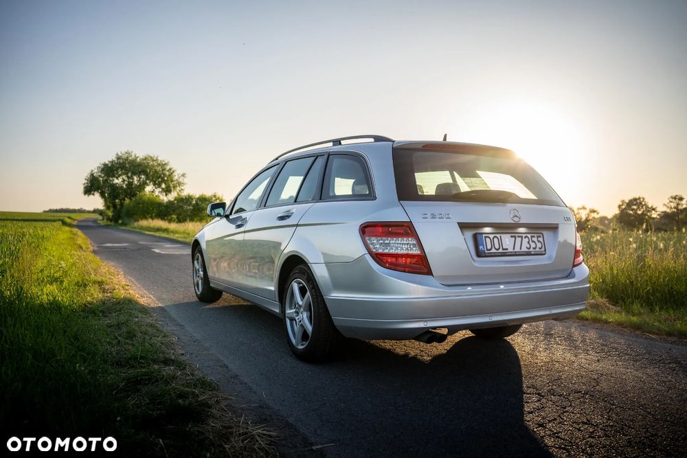 Mercedes-Benz Klasa C 200 CDI Elegance - 3
