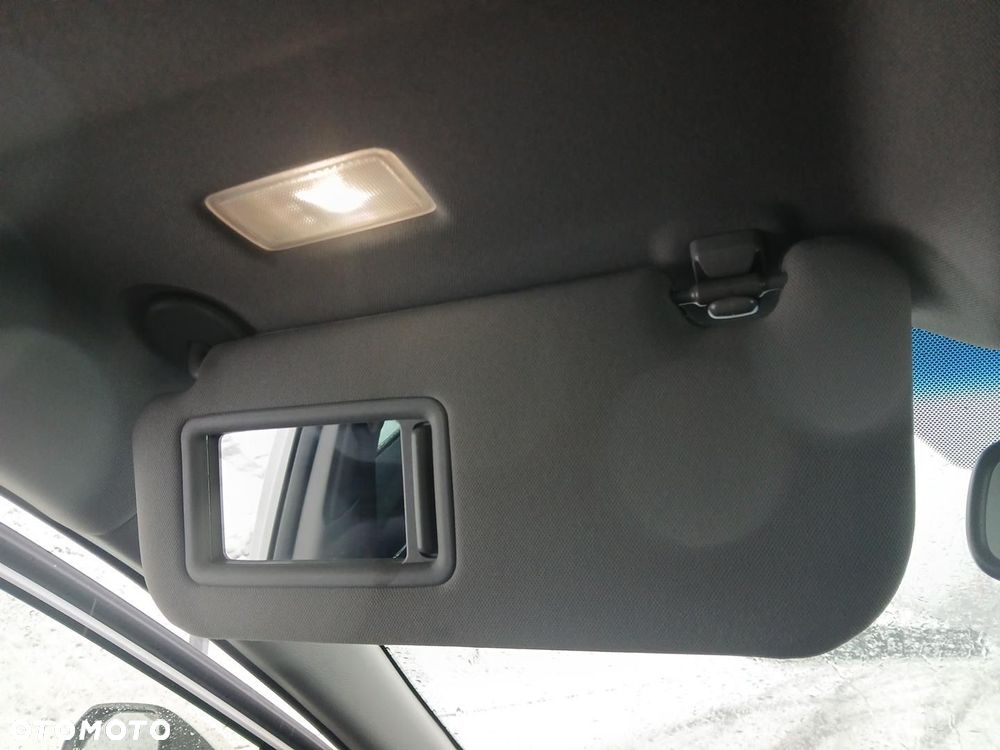 Toyota Camry 2.5 Hybrid Prestige CVT - 35