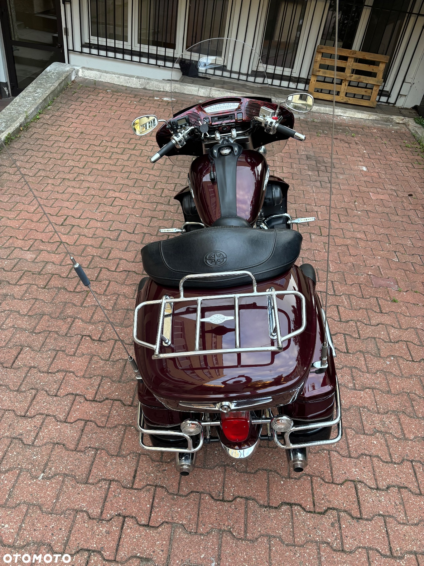 Yamaha Venture - 8